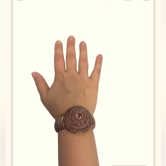 Vintage Y2K rose gold & pink pave rhinestone twisted hinged cuff, size Small - Picture 5 of 7